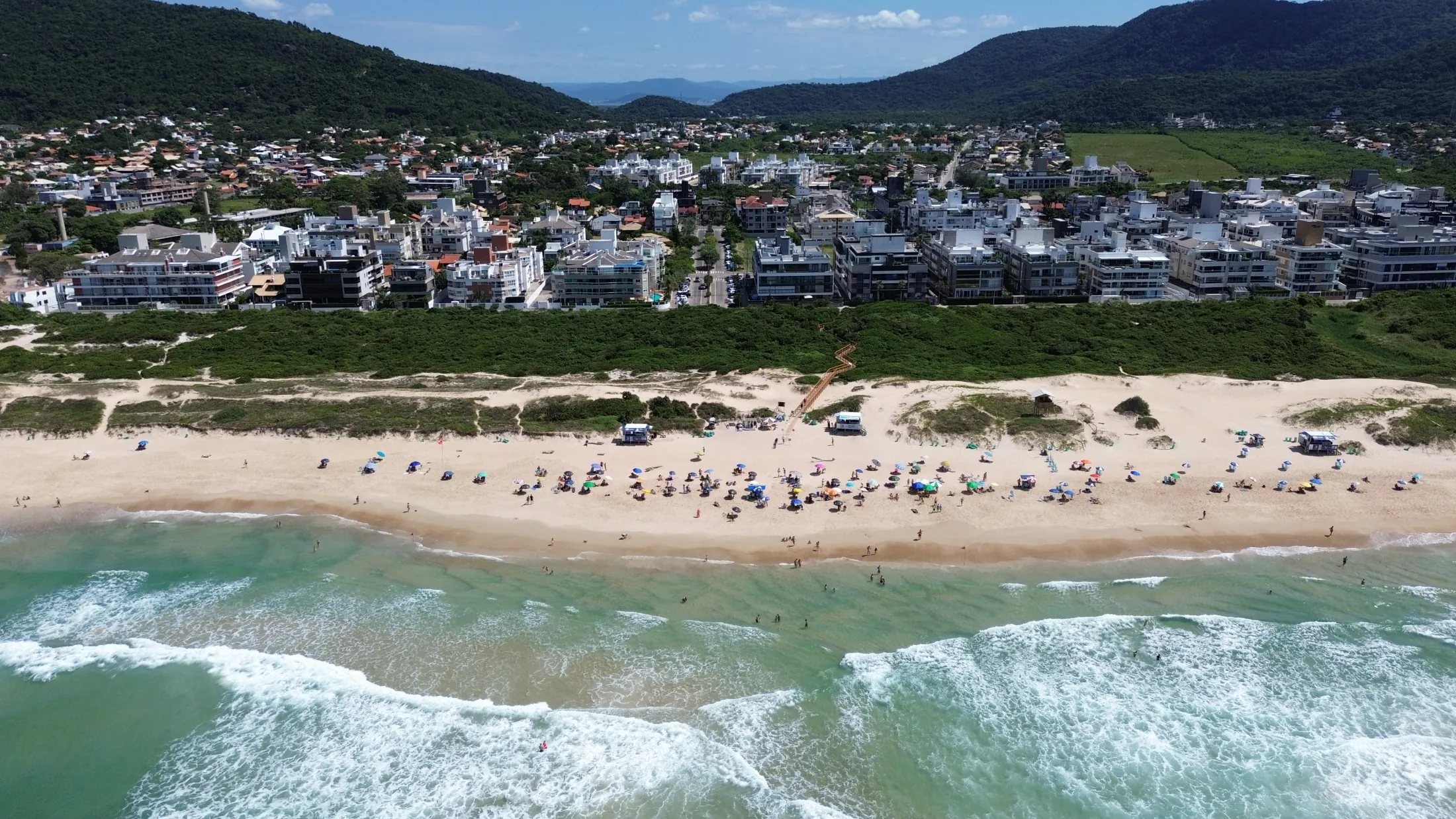 Litoral de Florianópolis visto do alto